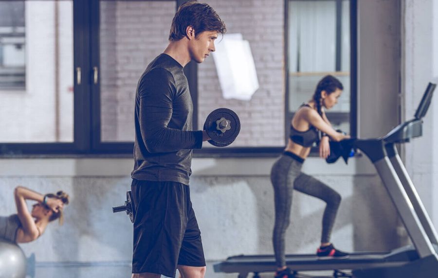 Cardio sau greutati: Adevarul despre ce functioneaza cu adevarat pentru pierderea in greutate